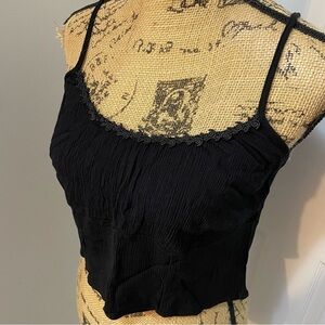 Black Lacy Cropped Tank